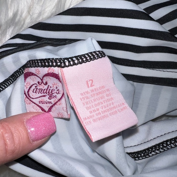 NWT Candie’s Girl swimsuit top only. Black/white/pink size 12 - Picture 5 of 5